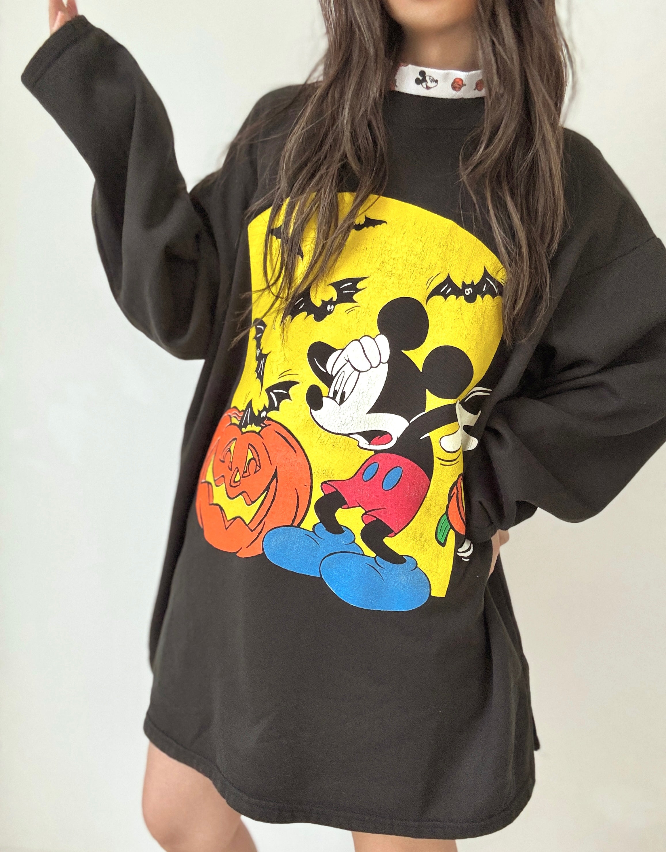 Mickey & Bats crewneck