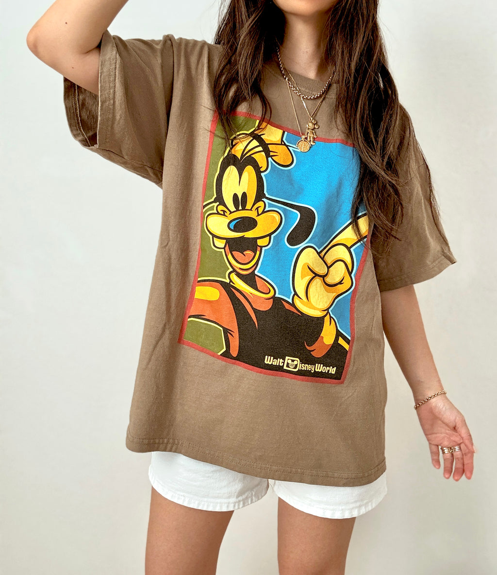 Goofy tee