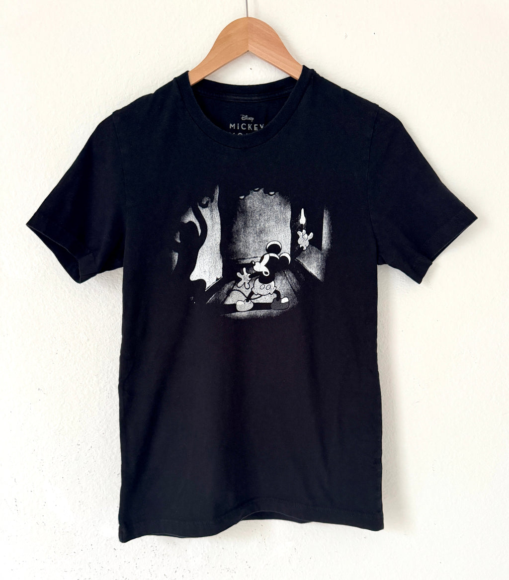 Haunted house tee