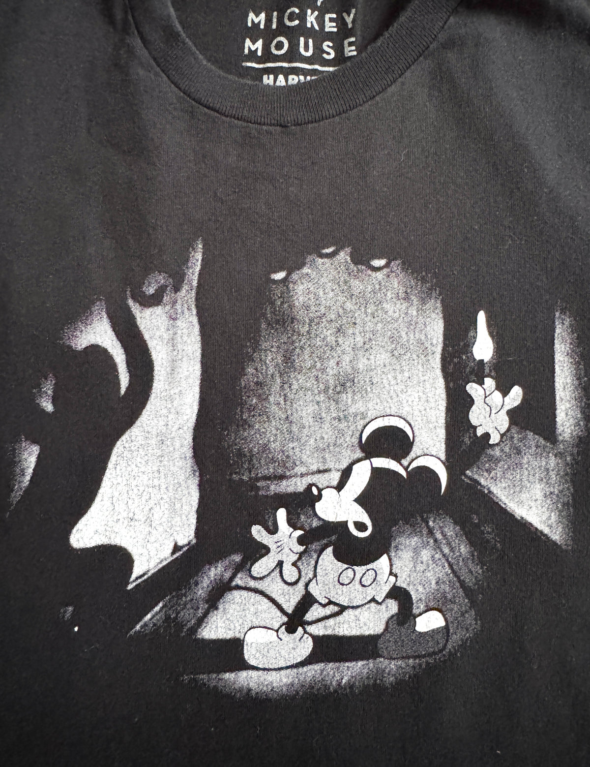 Haunted house tee