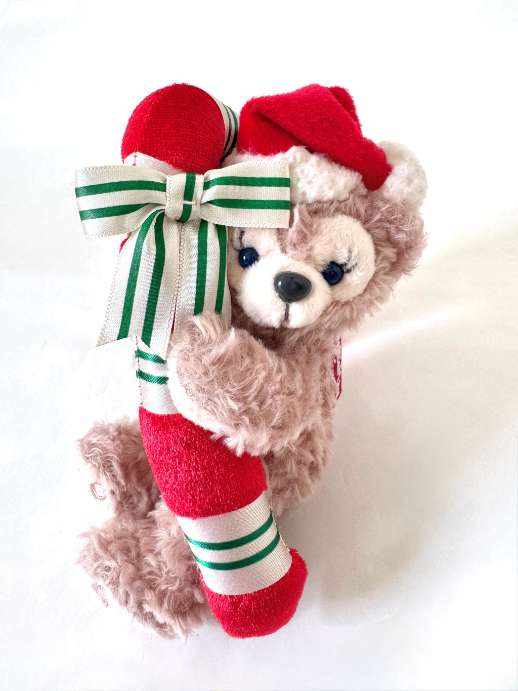 Shellie May holiday charm