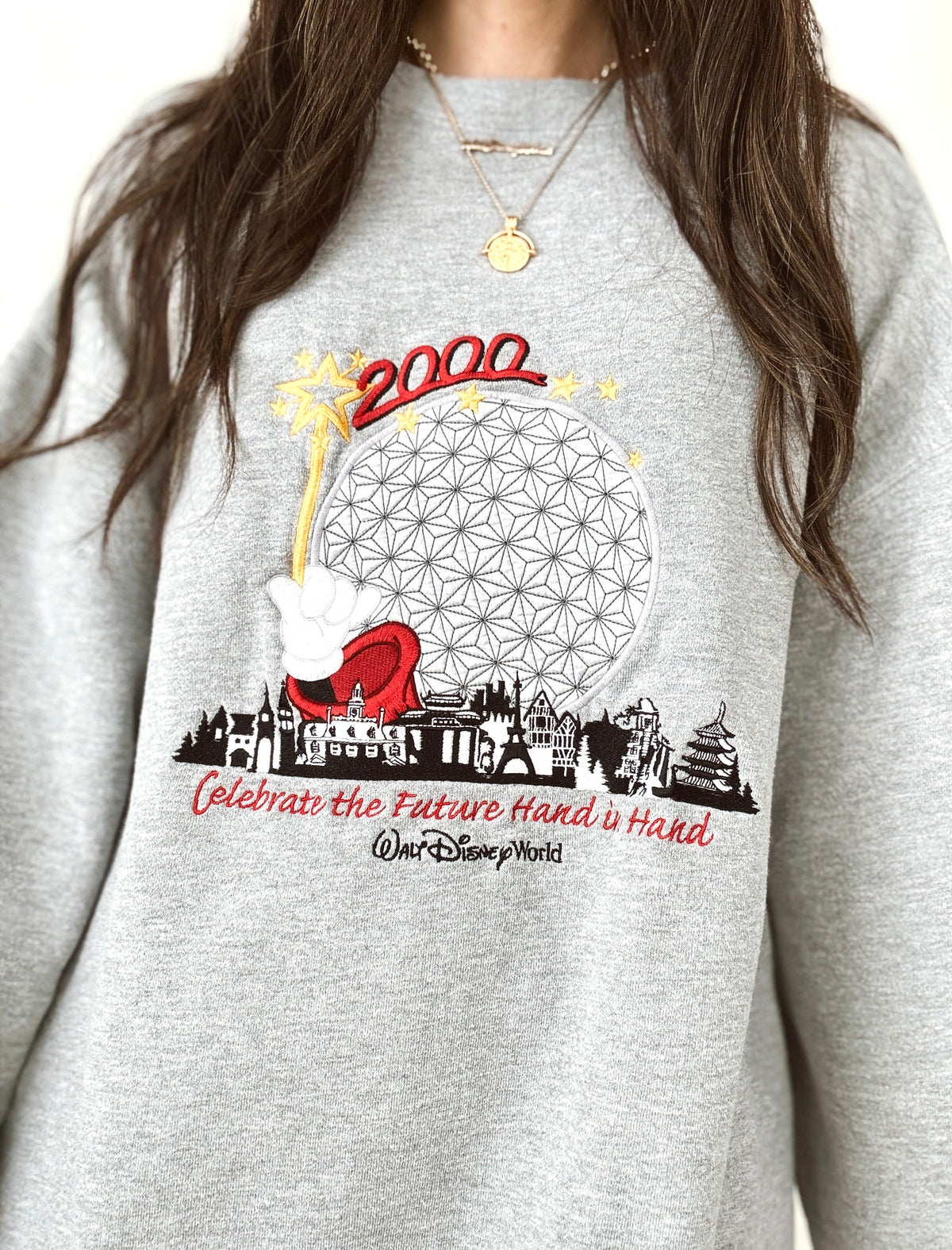 Epcot 2000 crewneck