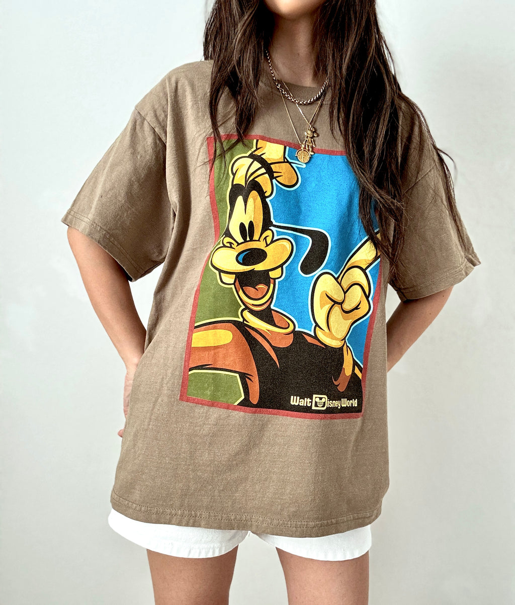 Goofy tee