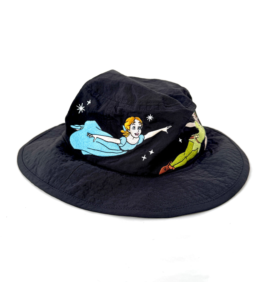 Peter Pan bucket hat