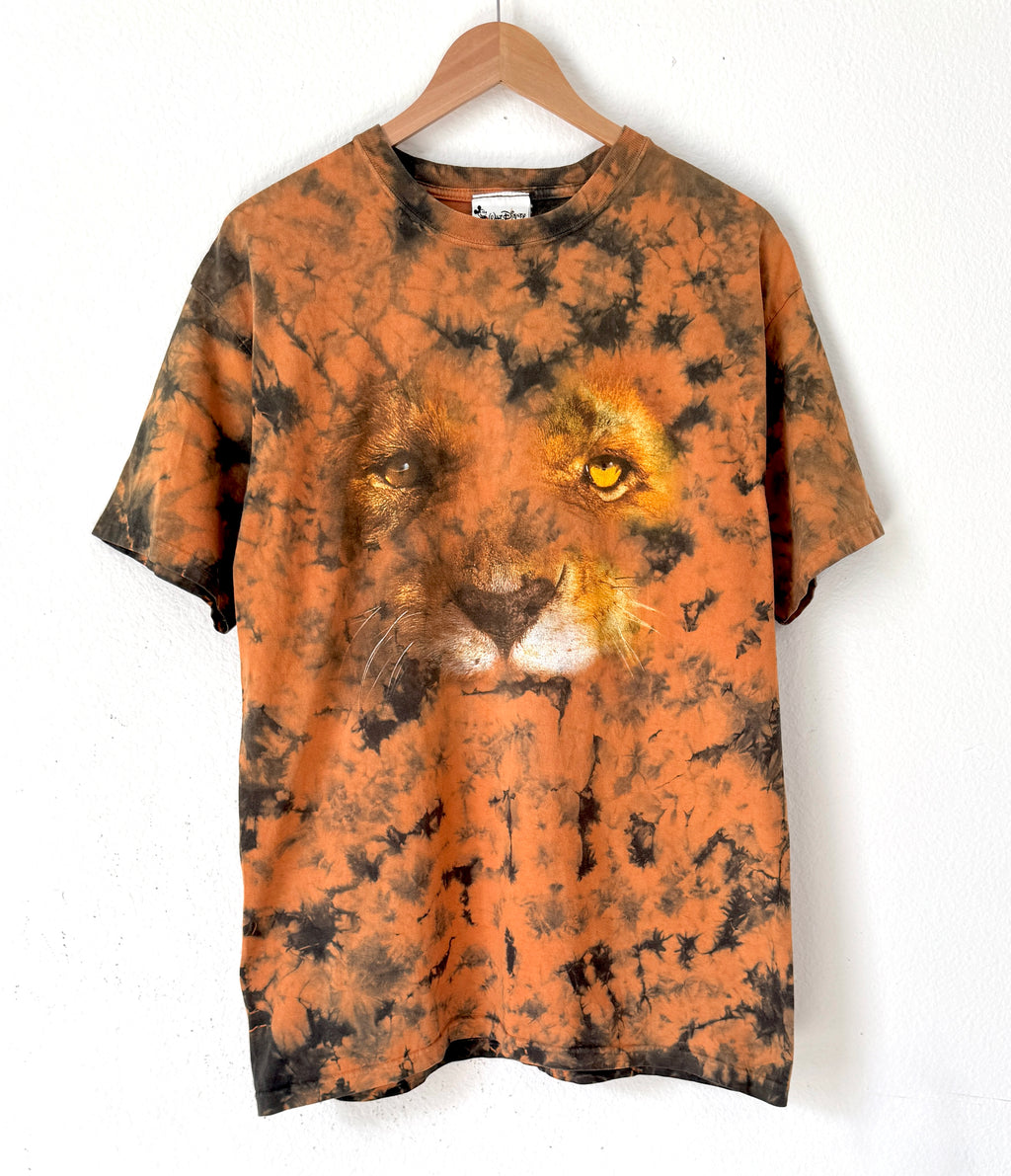 AK Lion tee