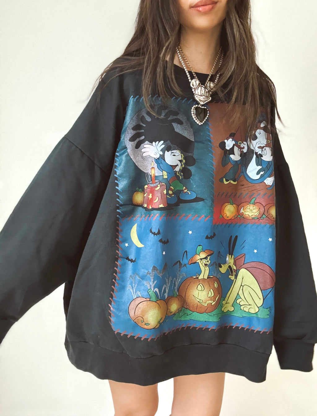 Mickey & Friends Halloween crewneck